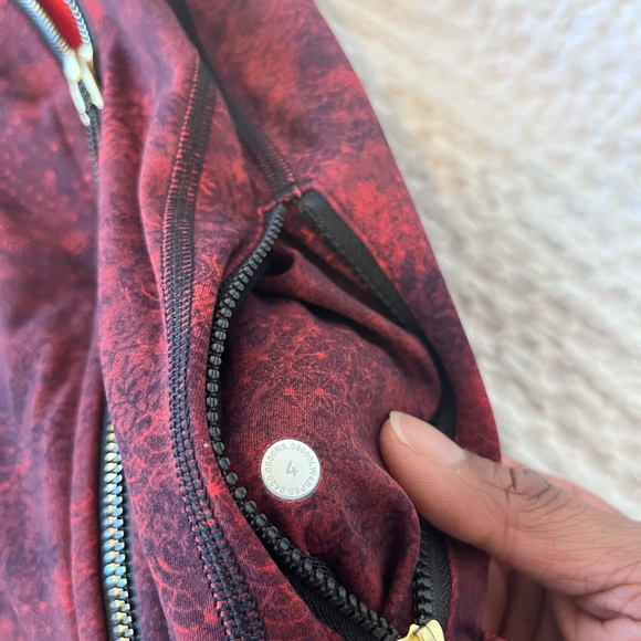 Lululemon define jacket Lunar New Year size 4 - Picture 6 of 8